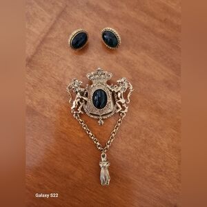 1928 Brand Gold Crest Brooch And Earrings Set